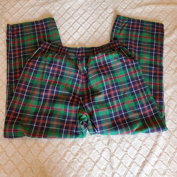 L.L. Bean. 2 Piece Pajama Set LG - Picture 6 of 11